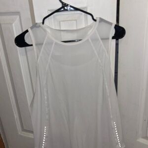 Lululemon Atheltic Tank Top
Size 10